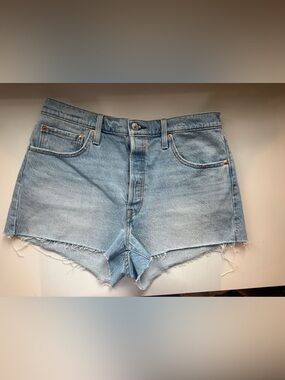 Levi’s 501® ORIGINAL FIT HIGH RISE WOMEN'S SHORTS size 32 - light Blue